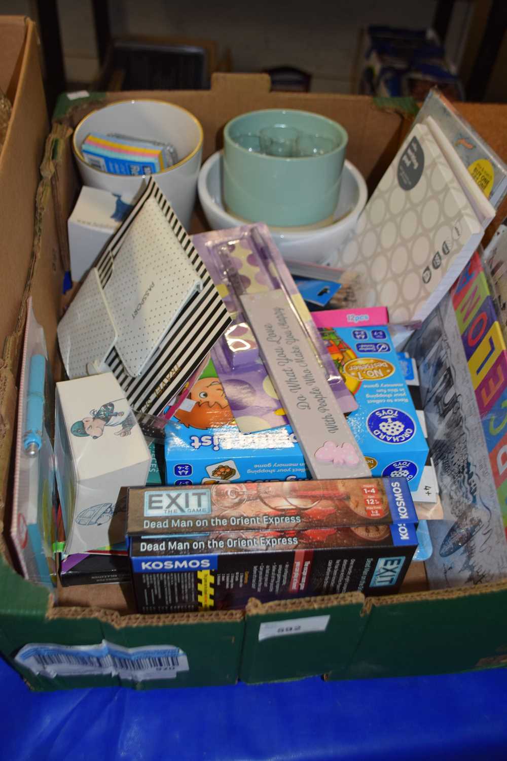 Mixed Lot: Art supplies, ceramics, games etc