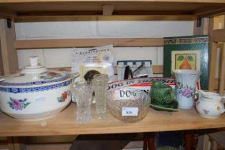 Mixed Lot: Ceramics, glass etc