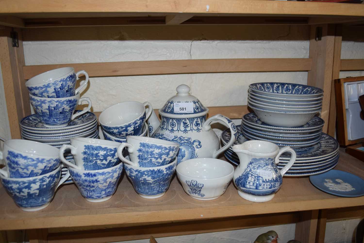 Mixed quantity of assorted blue and white tea wares