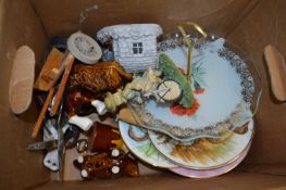 Mixed Lot: Various ornaments, decorated plates etc