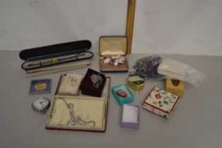 Mixed Lot: Various costume jewellery and other items