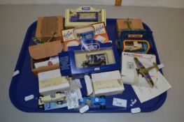 Mixed Lot: Various modern toy vehicles and aeroplanes