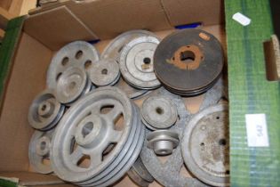 Quantity of metal wheels