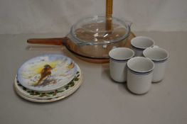 Mixed Lot: Assorted mugs, Christmas plates, kitchen wares etc