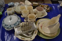 Large Mixed Lot: Dressing table items, porcelain goblets, vegetable serving dishes and other