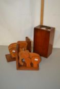 Pair of elephant shaped book ends and small hardwood box