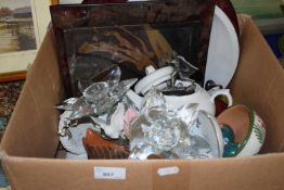 Mixed Lot: Teapot, tealight holders, figurines and other items
