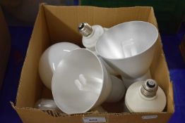 Quantity of spotlights and energy saving bulbs