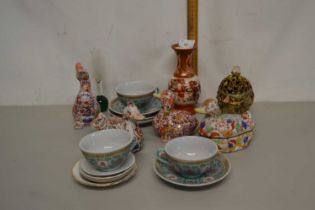 Mixed Lot: Various modern Chinese and other ornaments, tea wares etc