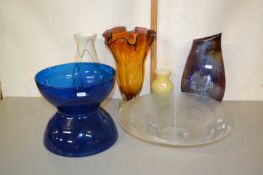 Mixed Lot: Various Art Glass vases, fruit bowl etc