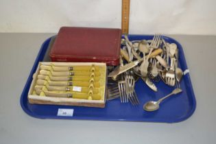 Mixed Lot: Assorted cutlery