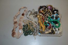 Tray of assorted costume jewellery