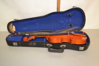 A Sentor student violin, cased