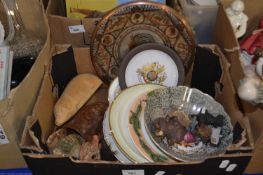 Mixed Lot: Ceramics, collectors plates, figurines and others