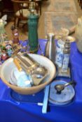 Tray of assorted mixed items to include table lamp, kitchen mixing bowl, enamel ladle etc
