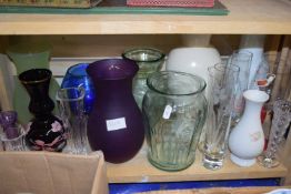 Mixed Lot: Assorted ceramic and glass vases