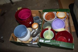 Two boxes of assorted plant pots