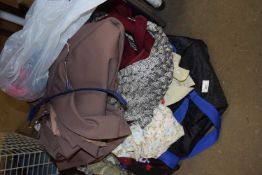 Mixed Lot: Assorted ladies clothing