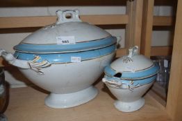 Mixed Lot: Blue and white tureen and cover together with a matching sauce dish