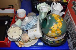 Mixed Lot: Assorted ceramics and other items