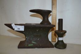 Shoe makers anvil with attachments