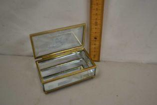 Glass jewellery box