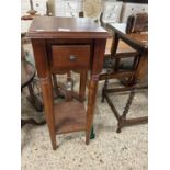 Modern hardwood lamp table