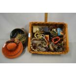 Box of various assorted costume jewellery