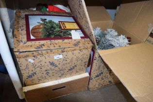 Quantity of assorted Christmas decorations