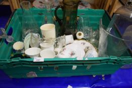 Mixed Lot: Assorted glass ware and ceramics