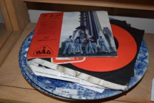 Small quantity of assorted singles and two Japanese blue and white plates