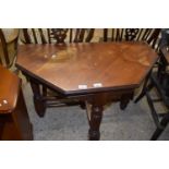 Late 19th Century American walnut hall table on turned legs