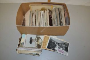 Box of various assorted early 20th Century and later British topographical postcards