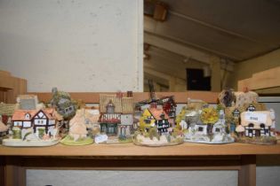 Quantity of Lilliput Lane and others similar