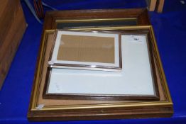 Hunting print and three picture/photograph frames (4)