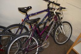 Gents bike, a ladies bike and a child's bike (3)