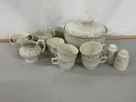 Quantity of Royal Doulton Somerset pattern table wares