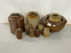 Mixed Lot: Various stone ware jars and similar items