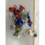 Quantity of mixed costume jewellery