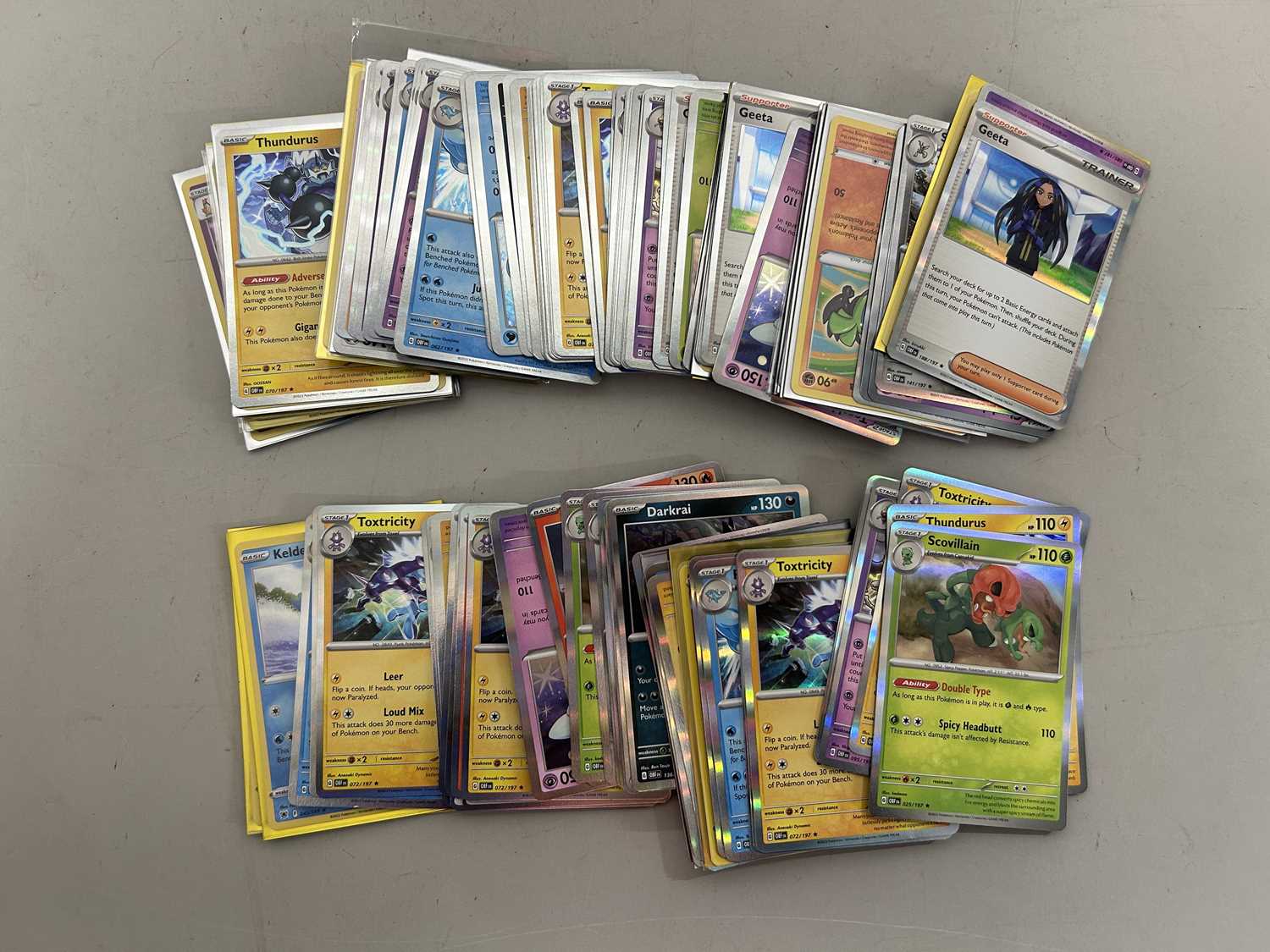 Packet of various assorted Pokemon cards