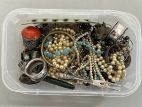 Box of various assorted costume jewellery