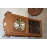 Early 20th Century oak cased wall clock