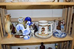 Mixed Lot: Assorted figurines, plates and other items