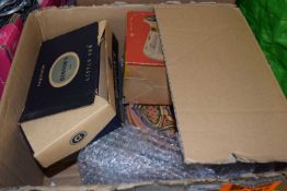 Mixed Lot: Assorted ceramics, some in vintage boxes