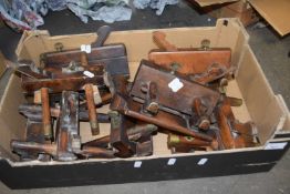 Quantity of assorted woodworking tools