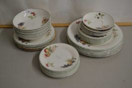Quantity of St Michael Ashbury table wares