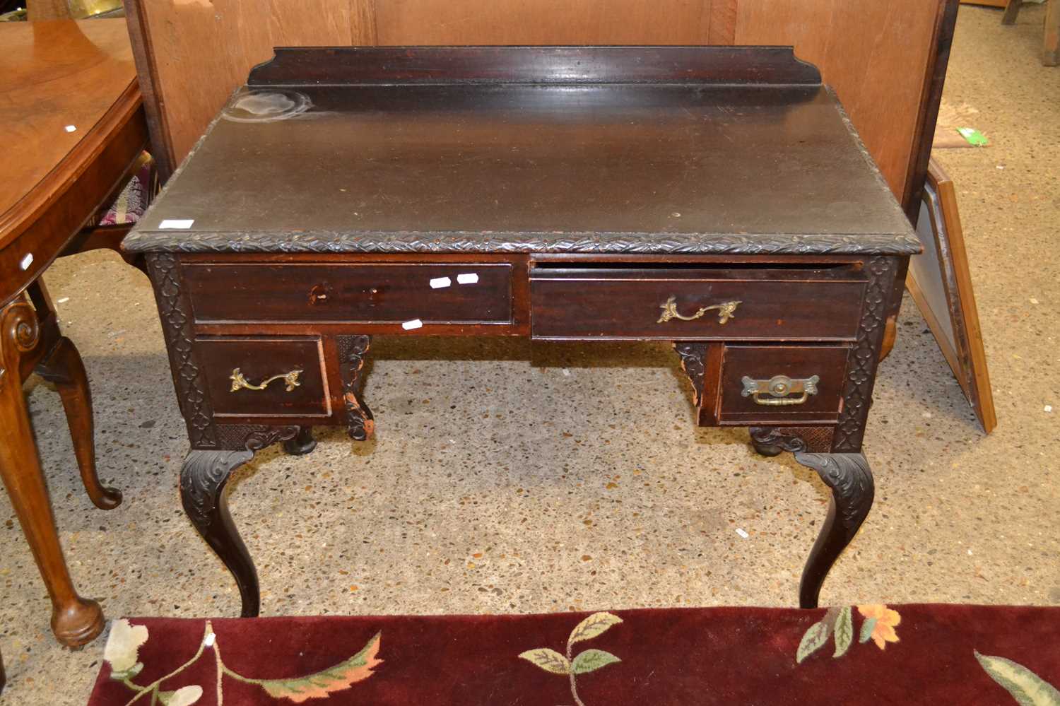 Georgian revival cabriole legged dressing table