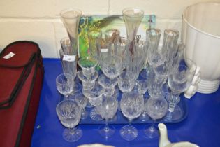 Tray of various assorted drinking glasses etc