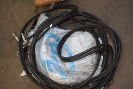 Quantity of hydraulic lines/pipes
