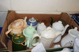 Quantity of assorted tea and coffee pots